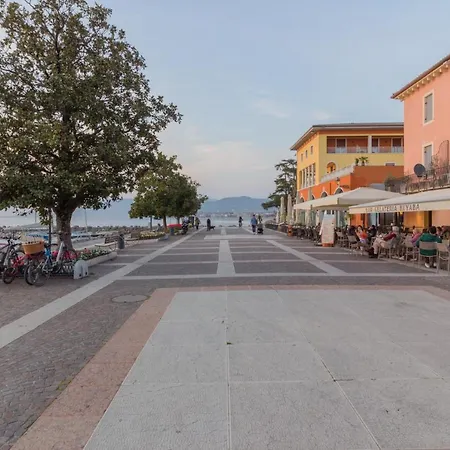 Fronte Di Garda, La Finestra Sull'acqua ברדולינו