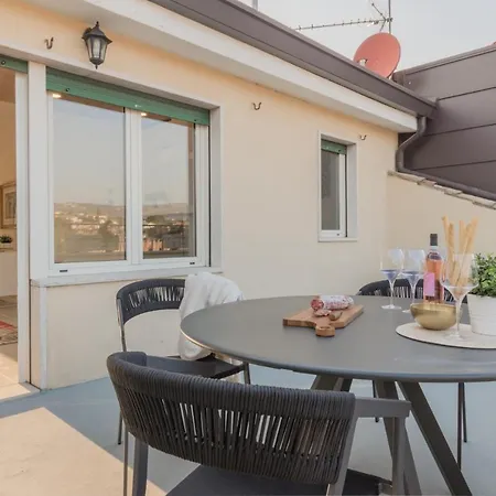 Fronte Di Garda, La Finestra Sull'acqua * Bardolino